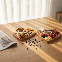 Plateau à fromage double couche en bambou en forme de cœur avec couteaux et ustensiles, plateau à charcuterie, cadeau de mariage pour la Saint-Valentin, vente en gros