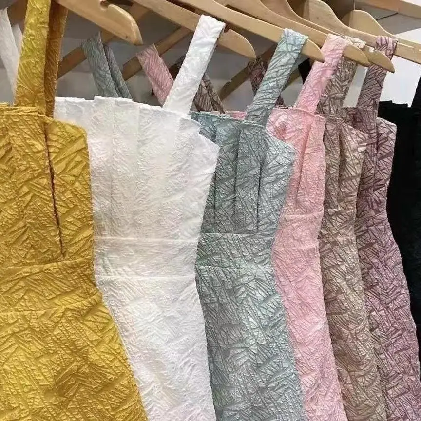 Özel kabartma desen tasarım 3D kabartmalı Fukuro jakarlı kumaşlar Polyester jakar dört yönlü streç kumaşlar elbise çanta