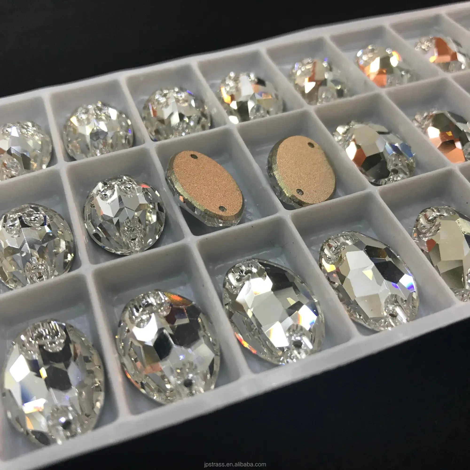 Mode Jahit Berlian Imitasi Kristal Manik-manik Bentuk dengan Kerajinan Tangan Perlengkapan Manik-manik Kaca K9