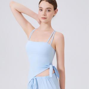 Top de yoga para mujer al por mayor con doble tirante y lazo lateral, cuello cuadrado, espalda cruzada, sujetador deportivo acolchado, ropa deportiva ajustada para pilates y entrenamiento. - Product Image 2