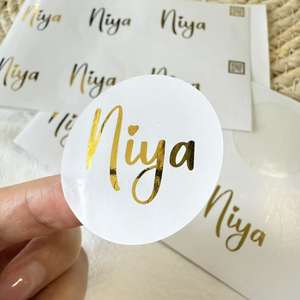 Etiquetas Adhesivas Redondas de PVC Impermeables con Logotipo en Dorado para Embalaje - Product Image 3