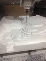 Máquina de corte de espuma CNC de alta resistencia con un solo husillo para patrones de fundición de espuma perdida, fabricación de moldes de EPS, motor de engranajes RichAuto Syntec
