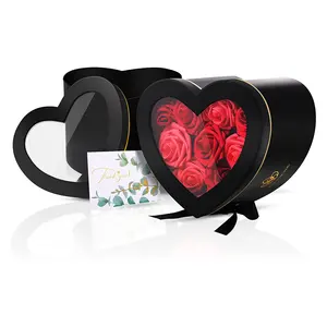 뜨거운 판매 뚜껑이있는 하트 모양의 꽃 상자 발렌타인 데이를위한 종이 카라페 잔디와 보석 상자