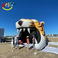 Tienda inflable gigante, túnel de Boca de Tigre, publicidad