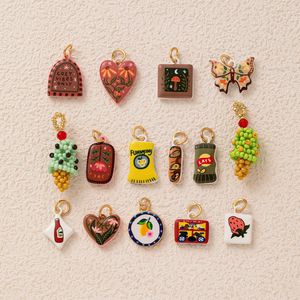 Susurros de la Pradera Mágica |   Dijes con Efecto Esmalte Pintados a Mano, Chapados en Oro de 18K, para la Creación de Joyería |   Colgante Celestial de Estilo Caprichoso - Product Image 4