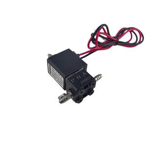 Vanne solénoïde à trois voies 3012-B4, port 1/4 po, contrôle de l'eau, température normale, fixation latérale - Product Image 2