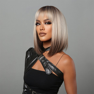 Peluca sintética de estilo europeo americano, la más vendida transfronteriza, hecha a máquina, para mujer, con flequillo, degradado gris, pelo corto, corte bobo. - Product Image 3