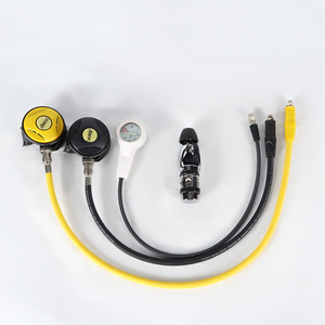 Regulador de buceo de 5 puertos de latón cromado con doble etapa secundaria y manómetro luminoso para buceo en aguas abiertas, conjunto de regulador de buceo de 5 puertos - Product Image 6