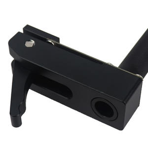 Pince de maintien <span class=keywords><strong>en</strong></span> acier 19/20MM à action rapide OEM pour le travail du bois Nouvel outil de trou de <span class=keywords><strong>chien</strong></span> de bureau Tête de coupe <span class=keywords><strong>en</strong></span> spirale pour banc <span class=keywords><strong>en</strong></span> carbure Fixation rapide - Product Image 2