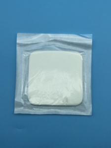 CHINMED Medicazione in Schiuma di Silicone Non Adesiva, Elevata Assorbenza, Impermeabile, <span class=keywords><strong>per</strong></span> Piaghe da Decubito, 10x10cm, Confezione Singola - Product Image 6