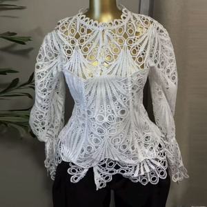 ZHEZHE Moda 2026 Ropa de <span class=keywords><strong>Dama</strong></span> Boutique Blusa de <span class=keywords><strong>Manga</strong></span> <span class=keywords><strong>Larga</strong></span> para Mujer Estilo Urbano Tops Sexys <span class=keywords><strong>Camisa</strong></span> Transparente con Diseño Único Calado - Product Image 6