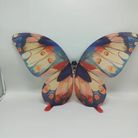 Drone lumineux LED papillon télécommandé rechargeable pour la décoration de mariage, les spectacles de scène et les événements