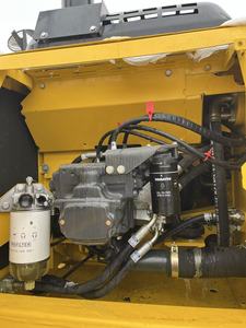 รถขุดโคมัตสึ 200 รุ่นดั้งเดิม นำเข้า รถขุดตีนตะขาบขนาดกลาง - Product Image 2