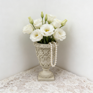 Macetero de Resina con Diseño de Vid y Acanthus - Acabado con Efecto Piedra Antigua, Estilo Barroco para Jardines y Patios Toscanos - Product Image 3
