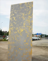 Panneau décoratif architectural moderne doré, imperméable et ignifuge, texture dorée brossée, pour murs intérieurs et graphismes commerciaux