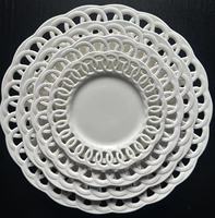 Assiettes de présentation en céramique blanches creuses, service de vaisselle décoratif pour mariage, restaurant, fête, assiettes de luxe personnalisées pour mariage