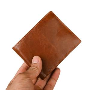 กระเป๋าสตางค์แบบสั้น Andong สำหรับผู้ชาย หนังวัวแท้ สไตล์เรโทร ป้องกัน RFID แฟชั่น ใส่บัตรได้ - Product Image 2