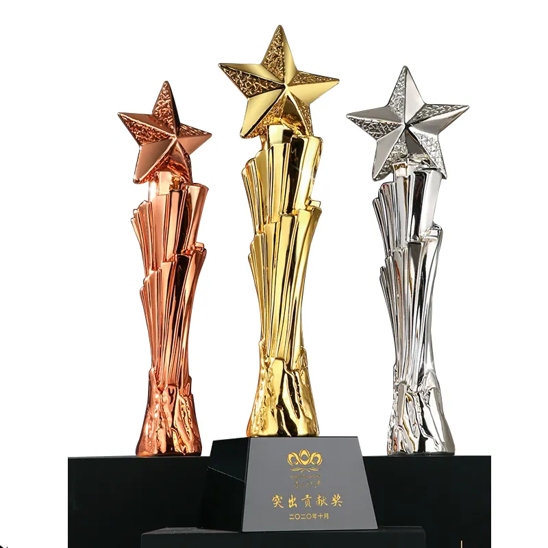 स्टारलाईट पुरस्कार पांच उठाई सितारा कस्टम रचनात्मक धातु ट्रॉफी राल कस्टम खुदी क्रिस्टल ट्रॉफी