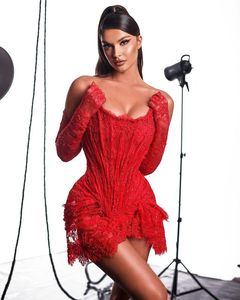Robe moulante rouge à épaules dénudées en dentelle pour femme, manches longues, mini-robe de soirée illusion - Product Image 1