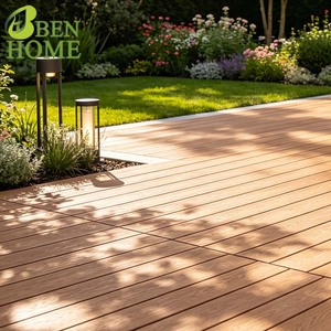 Bolardo de Madera Compuesta para Exteriores, para Caminos de Jardín y Aceras, Encastrable, Impermeable y con Recubrimiento UV, con Acabado de Grano de Madera 3D - Product Image 1