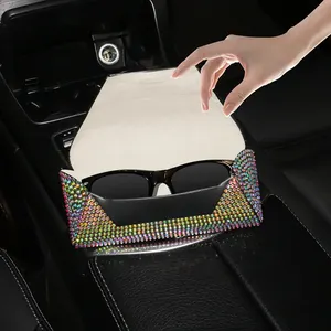लक्जरी कार चश्मा केस में गैंडा ऑटो कंसोल आर्मरेस्ट बॉक्स स्टोरेज आयोजक चश्मा धूप बॉक्स कार सामान