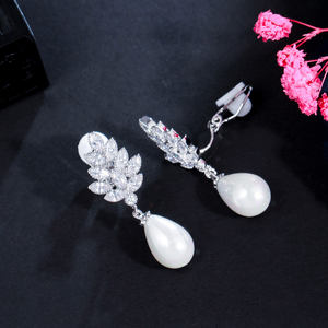 Pendientes de circonia cúbica brillante para mujer, pendientes <span class=keywords><strong>sin</strong></span> <span class=keywords><strong>agujero</strong></span> con forma de hoja - Product Image 5