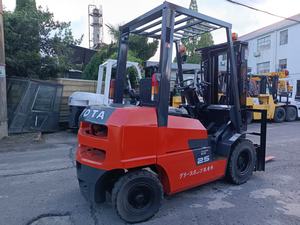 Utilisé pour les chariots élévateurs 8FD25/8FD30/8FD35, moteur GPL, capacité de charge de 3 tonnes, excellent état, haute qualité, en stock - Product Image 4