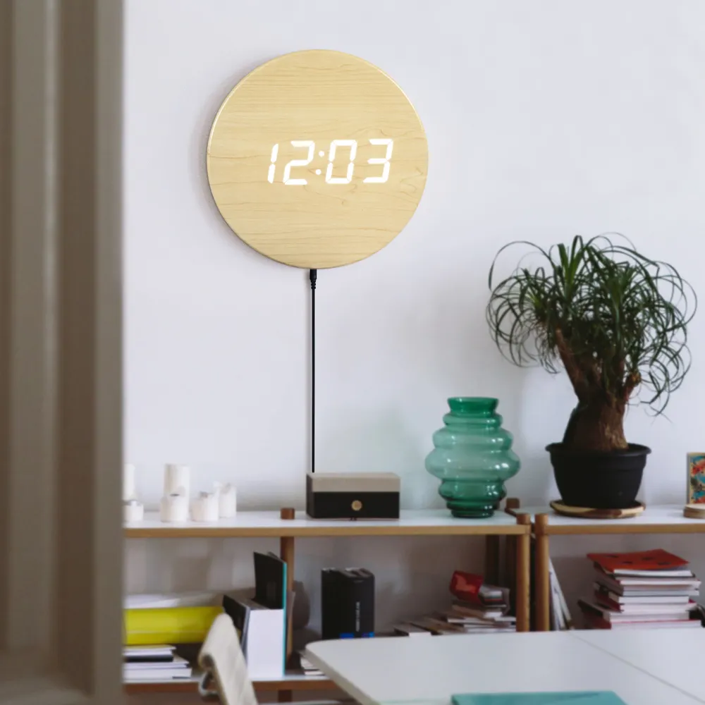 สมาร์ทตกแต่งบ้านดิจิตอลขนาดใหญ่ออกแบบสร้างสรรค์เงียบนาฬิกา LED ไม้นาฬิกาแขวน