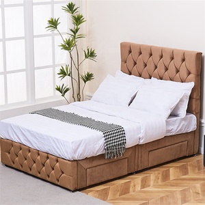 Marco de cama marrón moderno Tapicería de terciopelo suave Diseño de <span class=keywords><strong>cabecero</strong></span> con mechones profundos con cajones de almacenamiento - Product Image 3