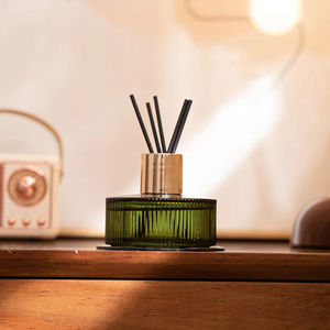 Difusor de Aromaterapia Aikun de Lujo, Ecológico, Libre de BPA, en Botella de Vidrio Cilíndrica sin Llama, Aroma Fresco y Duradero, 100 ml, para el Hogar - Product Image 1