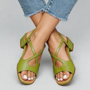<span class=keywords><strong>Sandali</strong></span> da donna sexy Xuanhui Plus Size con punta quadrata, <span class=keywords><strong>tacco</strong></span> <span class=keywords><strong>medio</strong></span>, cinturino incrociato con fibbia, per l'estate e l'outdoor - Product Image 1