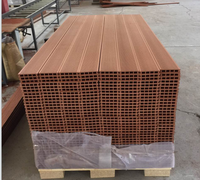 Plancher Extérieur Imperméable Résistant aux Intempéries Plancher en Plastique Recyclé WPC 18mm Teck Décoration de Maison Co-extrusion Extérieur