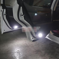 Lampe de courtoisie de porte à LED pour Toyota Avalon XX30 / Aurion XV40 / Camry XV40 / Crown S200 / Mark X / Reiz X120 X130