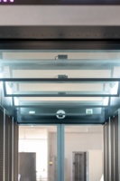 Centre de données modulaire Nebula tout-en-un avec option de refroidissement liquide pour les nœuds de calcul IA et HPC à forte chaleur