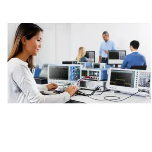 R & S RTA4004 + Oscilloscope à signaux mixtes RTA-B245 500 MHz 5 Gsample/s 200 Mpts 16 canaux numériques