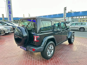 BUEN y ASEQUIBLE Usado JEEP WRANGLER <span class=keywords><strong>SAHARA</strong></span> V6 2020 <span class=keywords><strong>MODELO</strong></span> AÑO COLOR NEGRO Coches listos para usar - Product Image 4