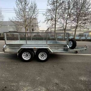 Remolque de Eje Tándem Reforzado para Ganado, Totalmente Galvanizado, con Eje de Torsión y Frenos, para Transporte de Heno y Animales - Product Image 1