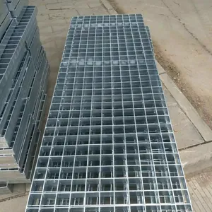 Hot sale hot dipped galvanized aluminium floor steel plain serrated walkway grating For Trailer Floor