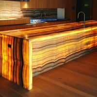 Comptoir commercial de restaurant en pierre translucide de luxe à LED pour discothèque et bar à vin illuminé à LED à vendre