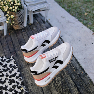 <span class=keywords><strong>Scarpe</strong></span> sportive Casual <span class=keywords><strong>da</strong></span> <span class=keywords><strong>uomo</strong></span> <span class=keywords><strong>scarpe</strong></span> <span class=keywords><strong>da</strong></span> <span class=keywords><strong>Tennis</strong></span> traspiranti Forrest Gump Court con suola superiore in Mesh <span class=keywords><strong>scarpe</strong></span> <span class=keywords><strong>da</strong></span> <span class=keywords><strong>Tennis</strong></span> <span class=keywords><strong>da</strong></span> donna con fodera in rete - Product Image 4