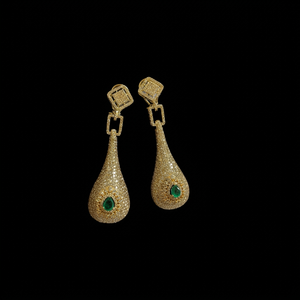Pendientes de Lujo al por Mayor con Diamantes de Laboratorio de Oro de 10K, Corte Brillante Redondo, Certificados por IGI, 7-8 CT, Joyería de Alta Gama B2B - Product Image 1
