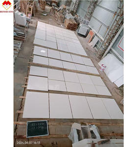 Yunfu pierre personnalisé blanc calcaire pavés naturel dinde blanc calcaire pour extérieur Village château église mur carrelage décor - Product Image 1