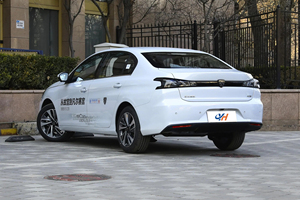 <span class=keywords><strong>Peugeot</strong></span> <span class=keywords><strong>408</strong></span> 360THP Édition Année du Dragon Prestige 2024 Voiture d'Occasion Bon Marché Feux Matriciels LED Griffe de Lion Régulateur de Vitesse Adaptatif ACC Conduite à Gauche - Product Image 5