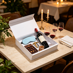 Coffret Cadeau <span class=keywords><strong>Vin</strong></span> Blanc avec Bouteille de <span class=keywords><strong>Vin</strong></span> Rouge, Chocolats, Tire-bouchon, Pot d'Amandes, Verres, Emballage Marbre, Ensemble Cadeau en Gros - Product Image 1