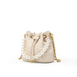 Bolsos de Mano y Carteras de Mujer con Diseño Clásico y Logotipo Personalizado, Bolsos Cruzados de Hombro Suaves y Lujosos para Mujer - Product Image 1