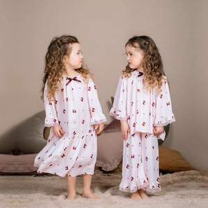 <span class=keywords><strong>Pigiama</strong></span> da ragazza a manica lunga in cotone con fiocchi vestiti casa traspiranti per la primavera autunno tuta da bambino 2 pezzi per bambini - Product Image 1