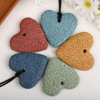 Pendentif en forme de cœur en pierre de lave volcanique naturelle colorée pour la fabrication de bijoux, colliers et boucles d'oreilles DIY