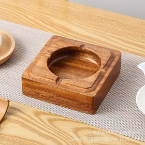 Cendrier carré en bois de noyer 11x11x4.5cm, style chinois traditionnel, pour usage sur bureau - Product Image 2