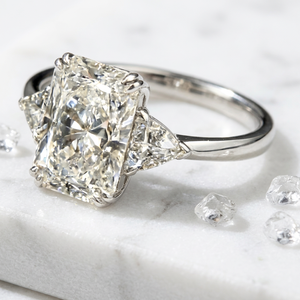 Custom 4.0CT VS1 Lab Grown <b>Diamond</b> Women's <b>Ring</b> Side Stones 4.CT E VS1 Cut 14K Solid GOLD - Product Image 2