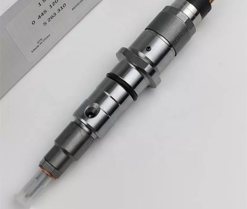 common rail injector 0445120237 injector for Cummins NEW HOLLAND fuel injector nozzle 0445120237 0445120097 0445120144  84347519